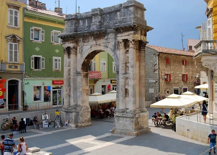 Caveromane Mini Apartment *