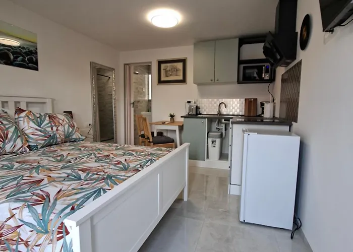 Caveromane Mini Pula