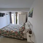 Caveromane Mini Апартаменти Пула