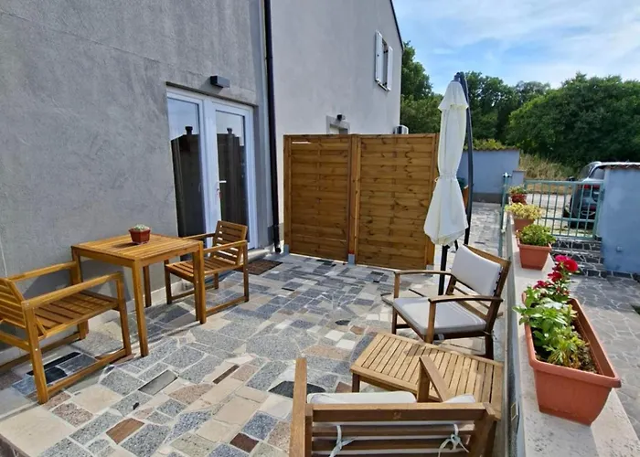 Apartament Caveromane Mini *